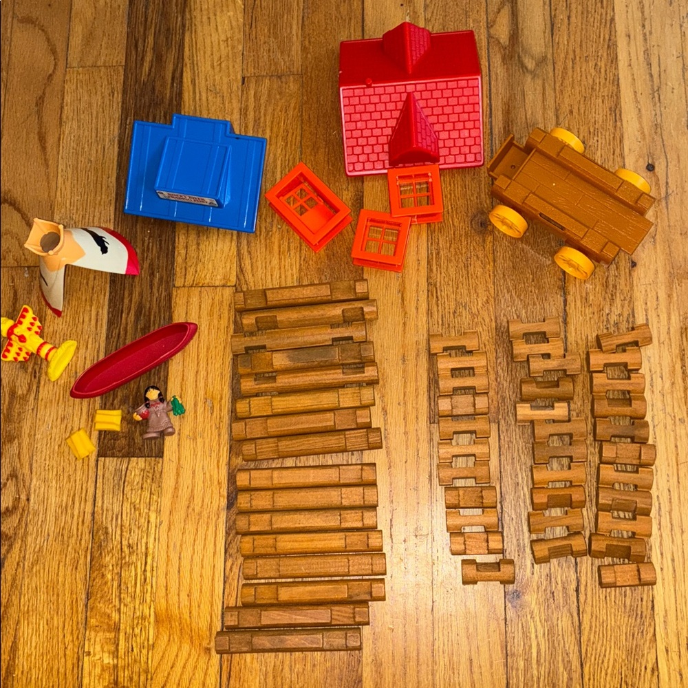 Incomplete Rocky River Trading Post Lincoln Log Set - Great Condition, Bonus Pcs